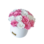 19 roosi (roosa + valge) valges keraamilises vaasis